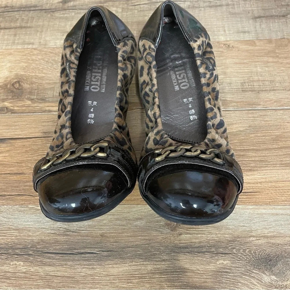 Mephisto ballet flats slip on shoes animal print air relax women’s 6.5 - Picture 1 of 8
